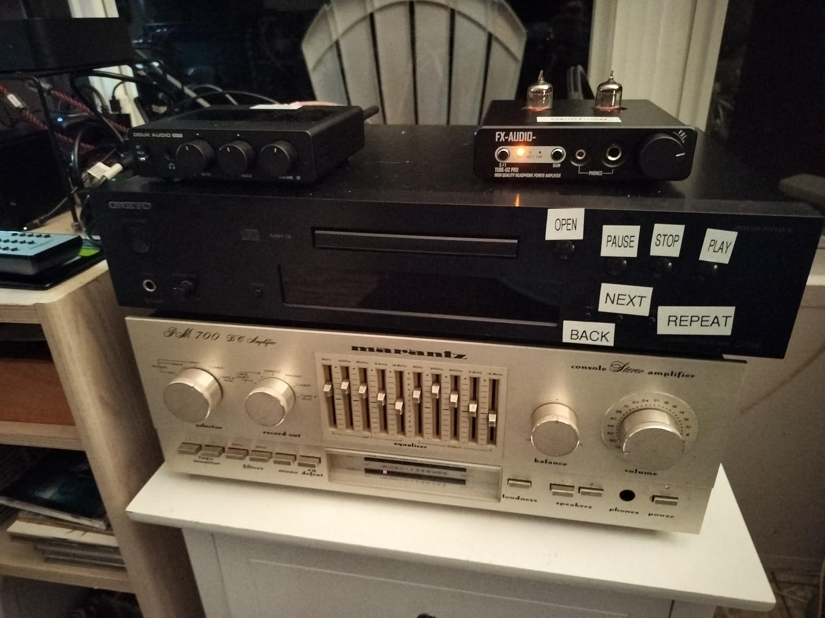 FX-Audio Tube-02 Pro Tube Headphone Amplifier, Vacuum 5725 Tube Preamp, Mini Hi-Fi Integrated Stereo Class A amp Supports 32-600 ohms of Headphones, for Stereo Amplifier/Active Speaker customer photo 2