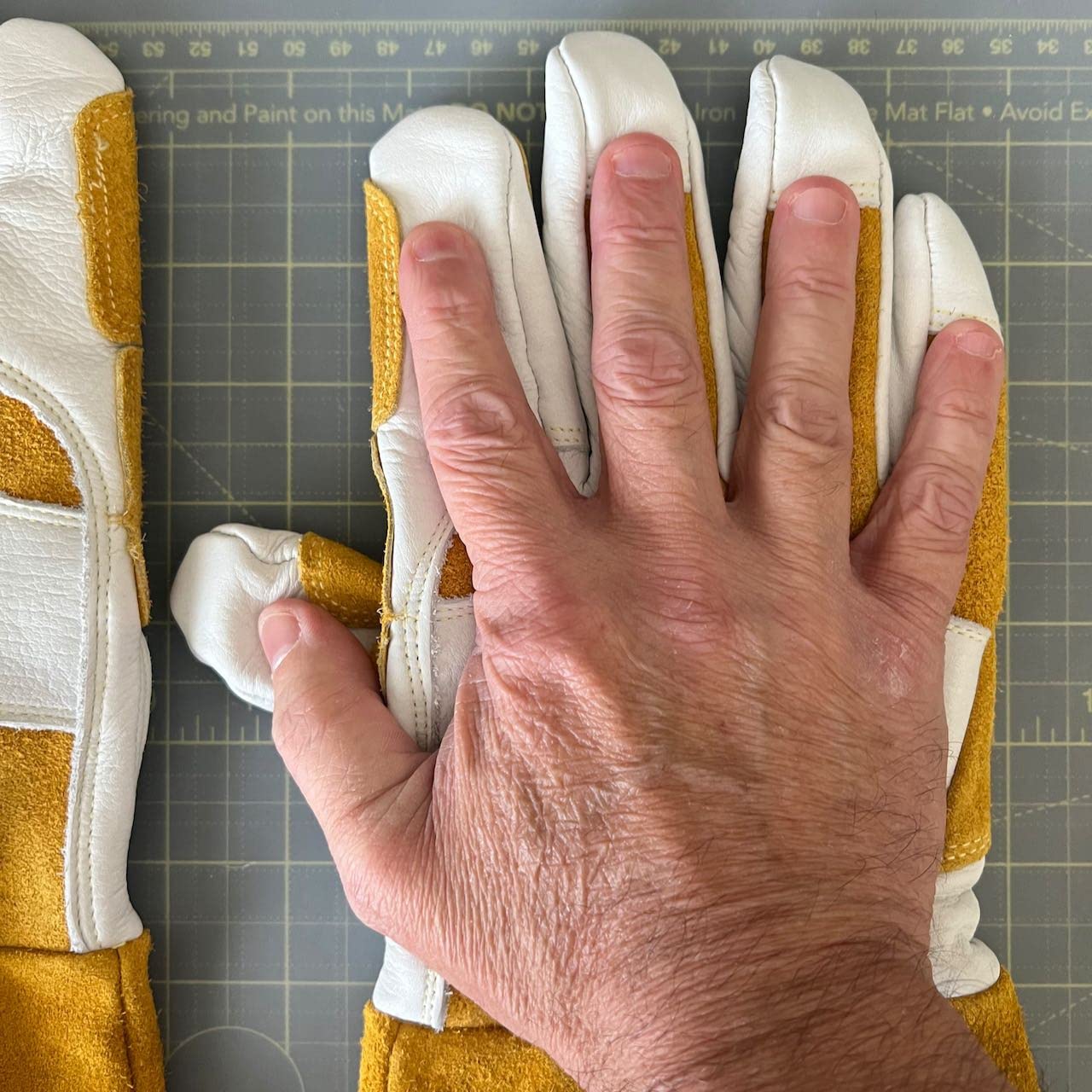 Cowhide MIG Welding Gloves Long Cuff, EN388-2132X, EN407-413X4X, EN12477 TYPE A customer photo 2