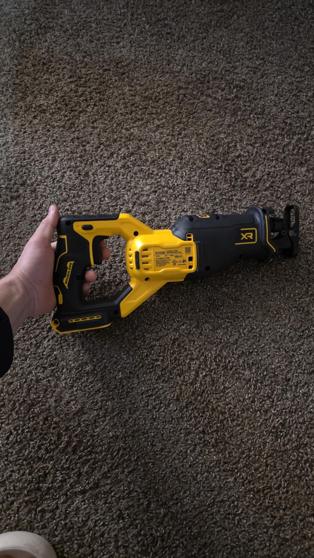 DEWALT 20V MAX* Reciprocating Saw, Cordless, 2-Finger Variable Trigger, Keyless Blade Clamp, Tool Only (DCS382B) customer photo 1