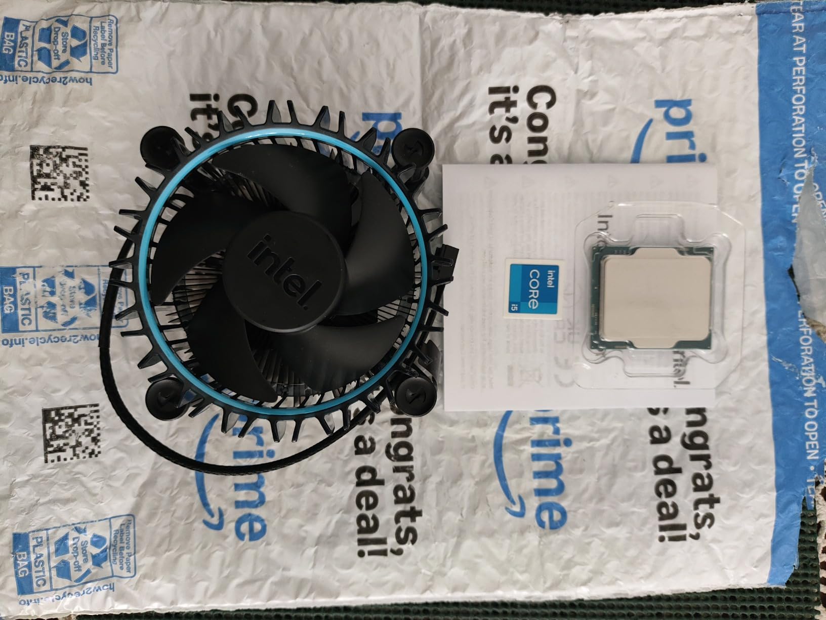 Intel Core i5-12400F Desktop Processor 6 Cores 12 Threads 2.5GHz customer photo 1