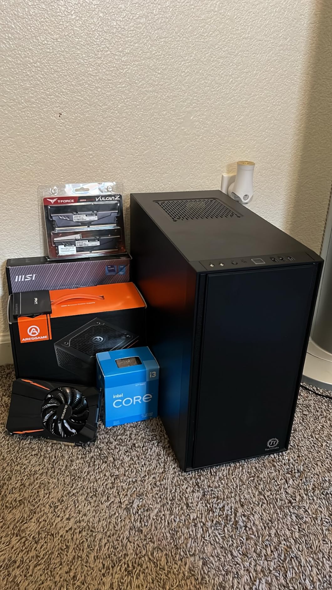 Intel Core i3-12100F 12th Gen 4-Core, 8-Thread Desktop Processor up to 4.3 GHz customer photo 1