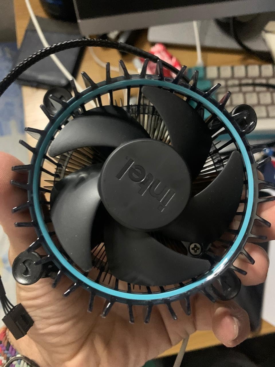 Intel Core i3-12100F 12th Gen 4-Core, 8-Thread Desktop Processor up to 4.3 GHz customer photo 2