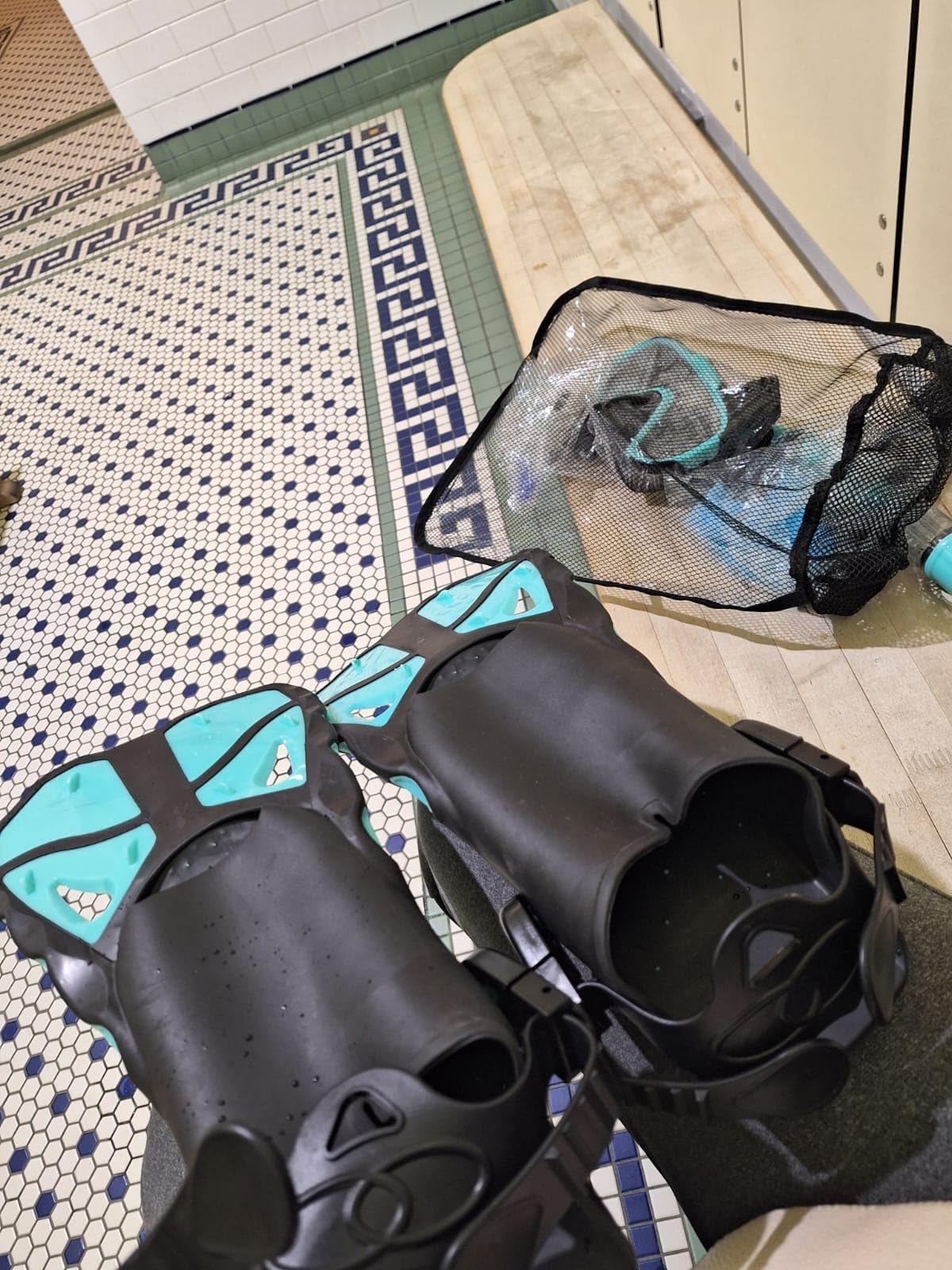 Snorkel Set with Fins for Adults, Snorkeling Gear for Adults Men and Women, Snorkle, Mask Set Adults Dry Top Snorkel Mask Combo Set with Travel Bag for Snorkeling, Diving, Swimming customer photo 2