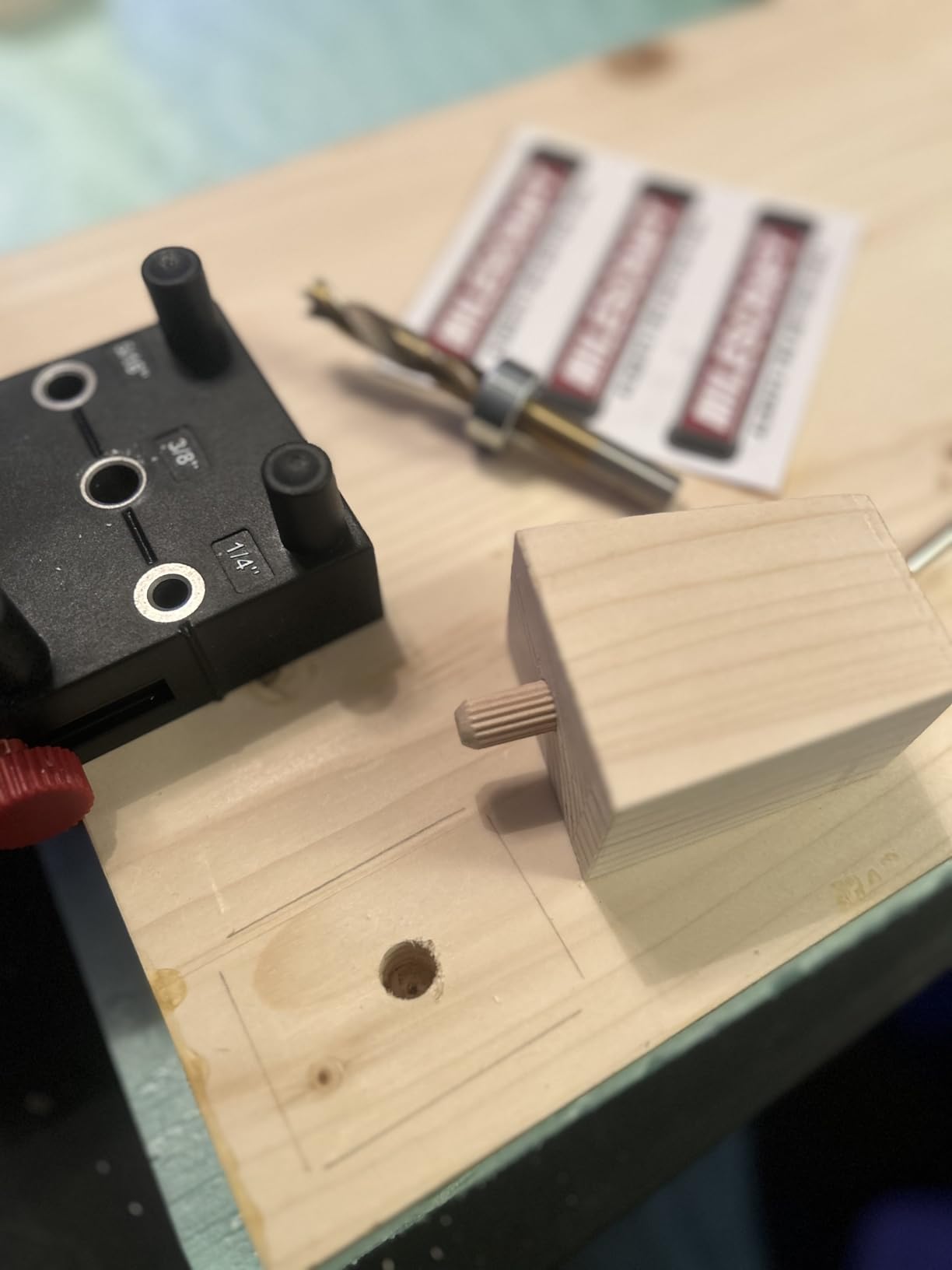Milescraft 1333 DowelJig Kit - Self-Centering Handheld Dowel Jig with 3 Metal Bushing Sizes (1/4in, 5/16in, 3/8in) - Complete with all Accessories customer photo 2