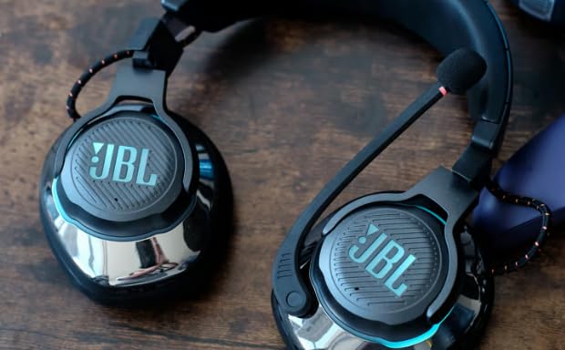 JBL Quantum 810 Wireless - Wireless over-ear performance gaming headset with Active Noise Cancelling and Bluetooth, 43 hours of battery life, Hi-Res 50mm drivers (Black) customer photo 1