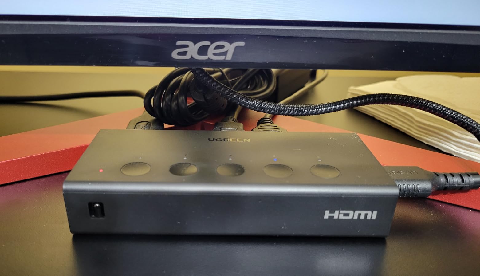 UGREEN HDMI Switch 5 in 1 Out 4K@60Hz, HDMI Splitter with Remote 5 Port Switcher Selector Box Support 3D CEC HDR HDCP2.2 Compatible with PS5/4/3 Xbox Nintendo Switch Roku TV Fire Stick customer photo 1