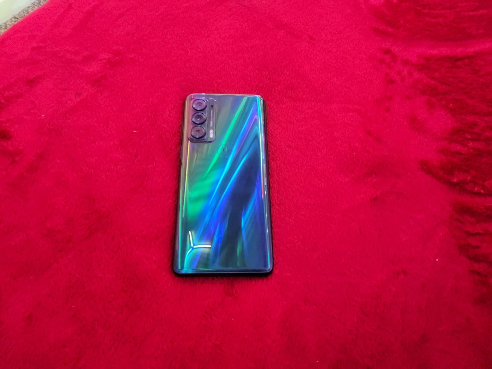 Motorola Moto Edge 5G UW 256gb Nebula Blue for Verizon (Renewed) customer photo 2
