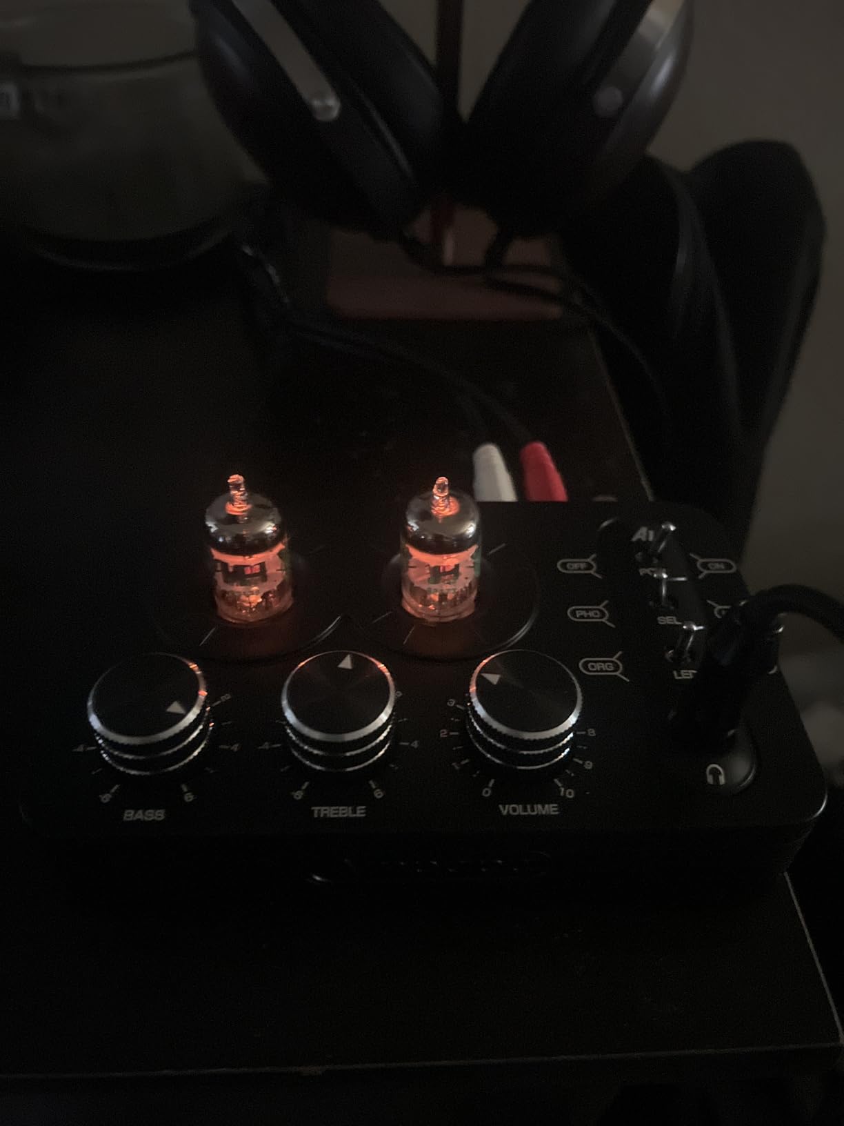 A1 Vacuum Tube Phono Preamp, Headphone Amp, Hi-Fi Audiophile Preamplifier for MM Turntable Record Player with Tone Control for Home Stereo Audio System customer photo 2