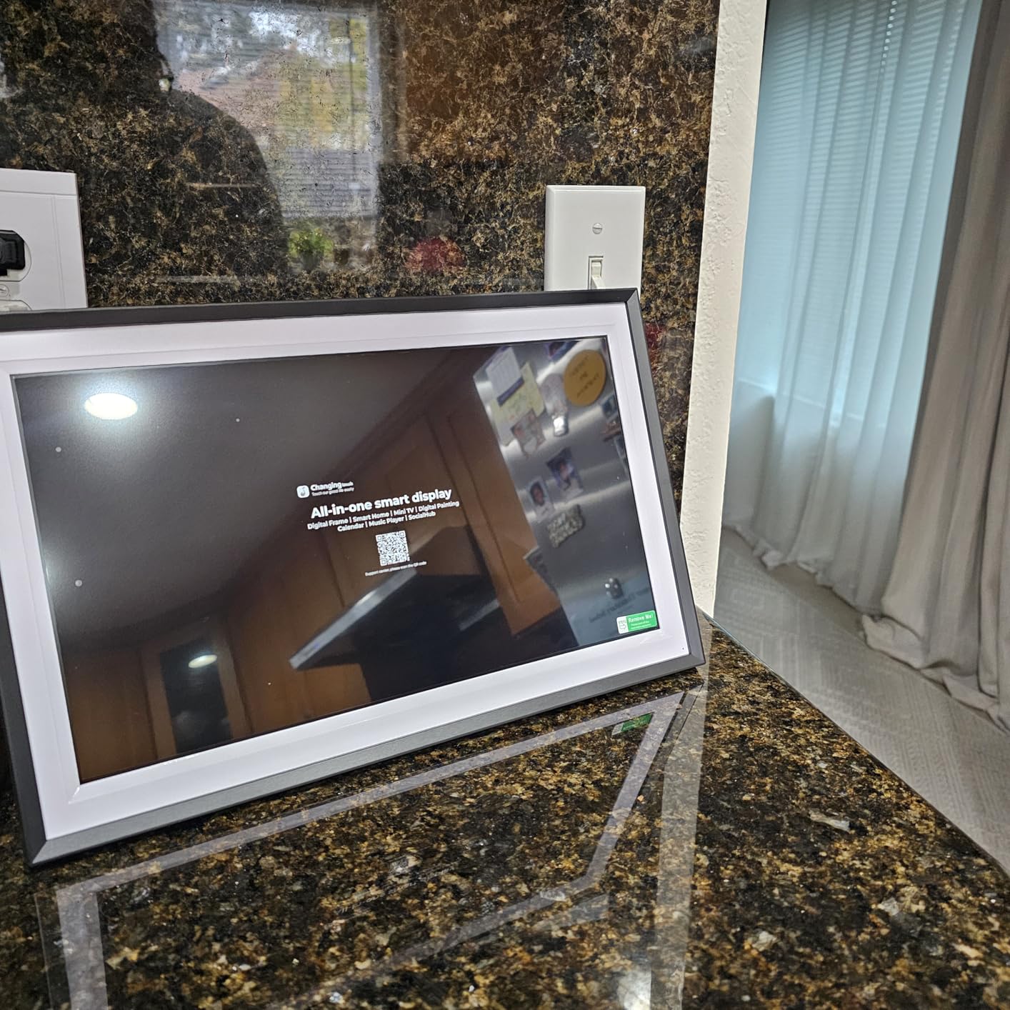 All-in-one Smart Display Built-in Li-Battery|Google Digital Calendar,Picture Frame with Anti-Glare Touchscreen,Voice Assistant,Homehub|Wall-Mount or Desktop|Speakers|No Subscription(10.1-Inch Black) customer photo 2