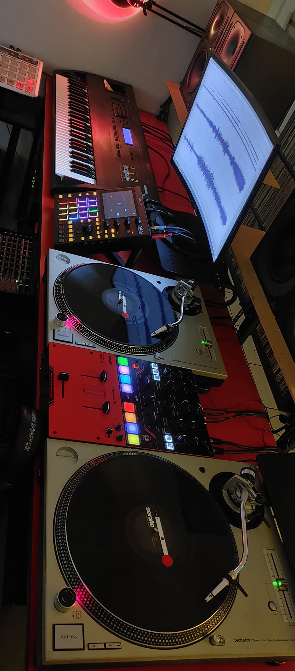 Pioneer DJ DJM-S5 2-channel Mixer for Serato DJ,Red/Black customer photo 1