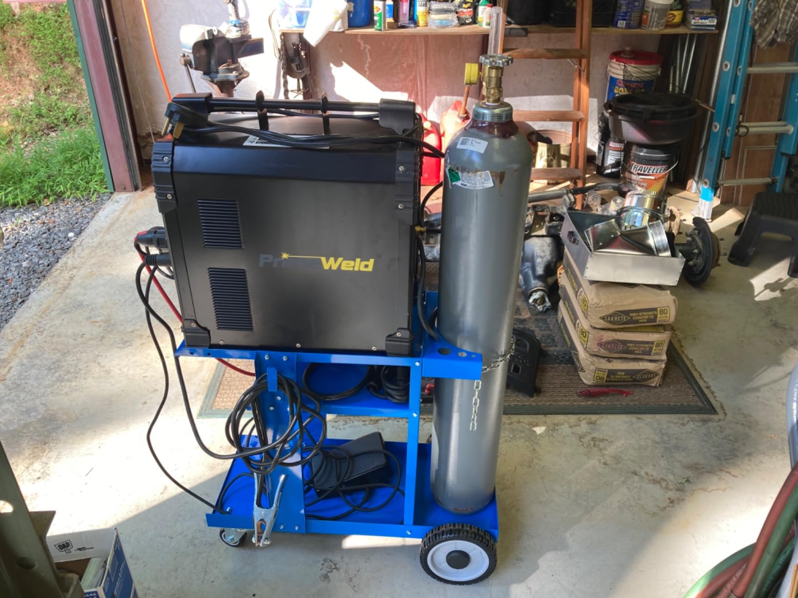 Foxngear Welding Cart for TIG MIG Welder Plasma Cutter Gas Bottle Storage 3-Tier Shelves Blue by Hanteksteel customer photo 2