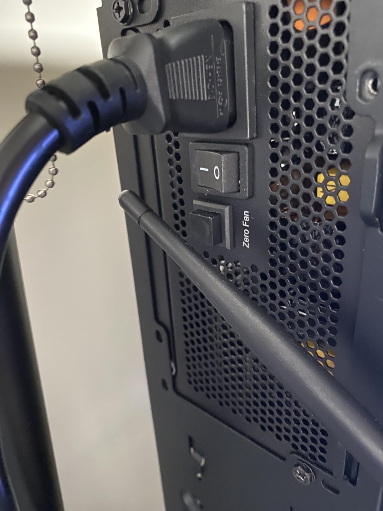 MSI MPG A1000G PCIE 5.1 & ATX 3.1 Gaming Power Supply - Full Modular - 80 Plus Gold Certified 1000W - 100% Japanese 105C Capacitors - Compact Size - ATX PSU - 10 Year Warranty customer photo 2