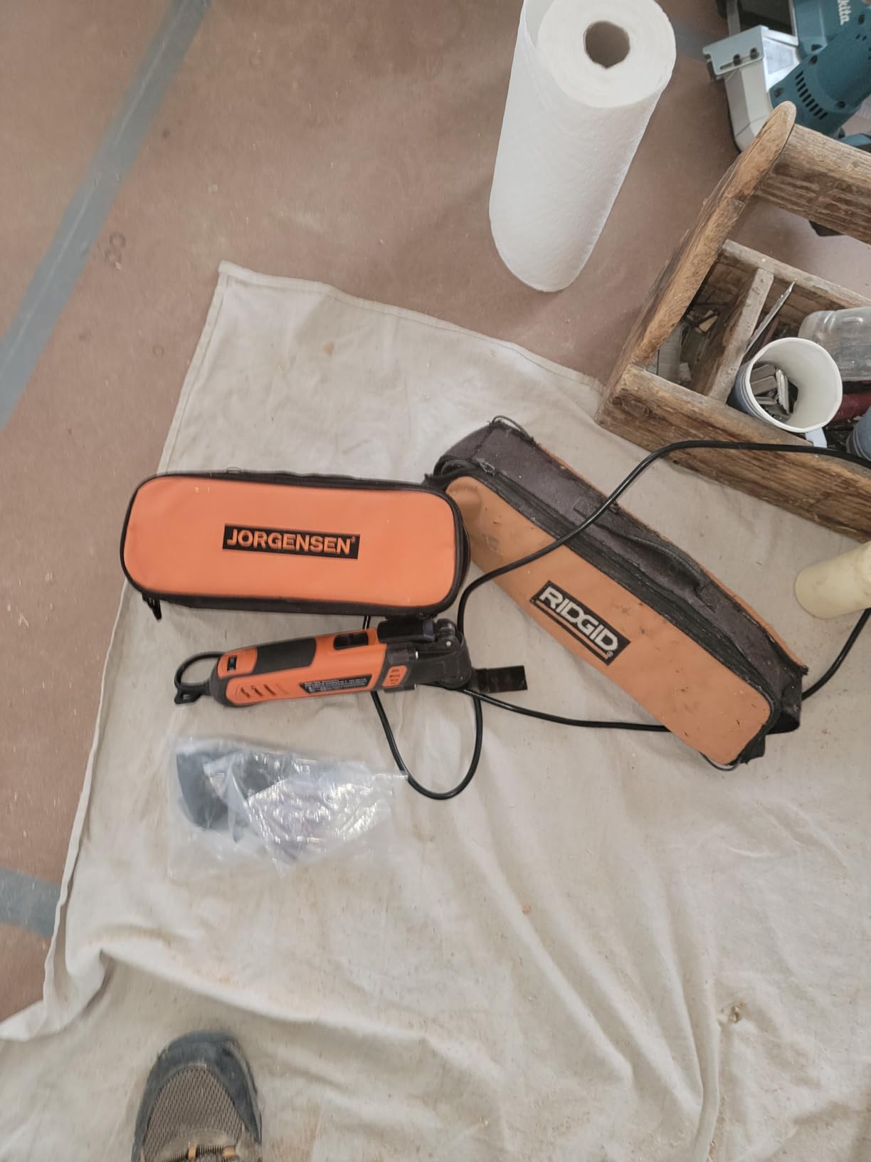 JORGENSEN Oscillating Tool 5°Oscillation Angle, 4 Amp Oscillating Multi Tools Saw, 7 Variable Speed with 16-piece Electric Multitool Blades & Carrying Bag - 70800 customer photo 2