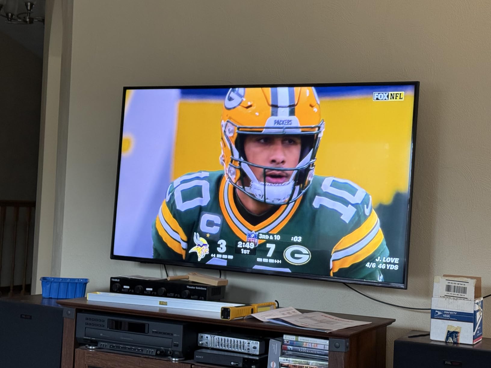 Perlegear UL Listed Full Motion TV Wall Mount for 42-90 inch TVs up to 132 lbs, TV Mount with Dual Articulating Arms, Tool-Free Tilt, Swivel, Extension, Leveling, Max VESA 600x400mm, 16 inch Studs, PGLF8 customer photo 2