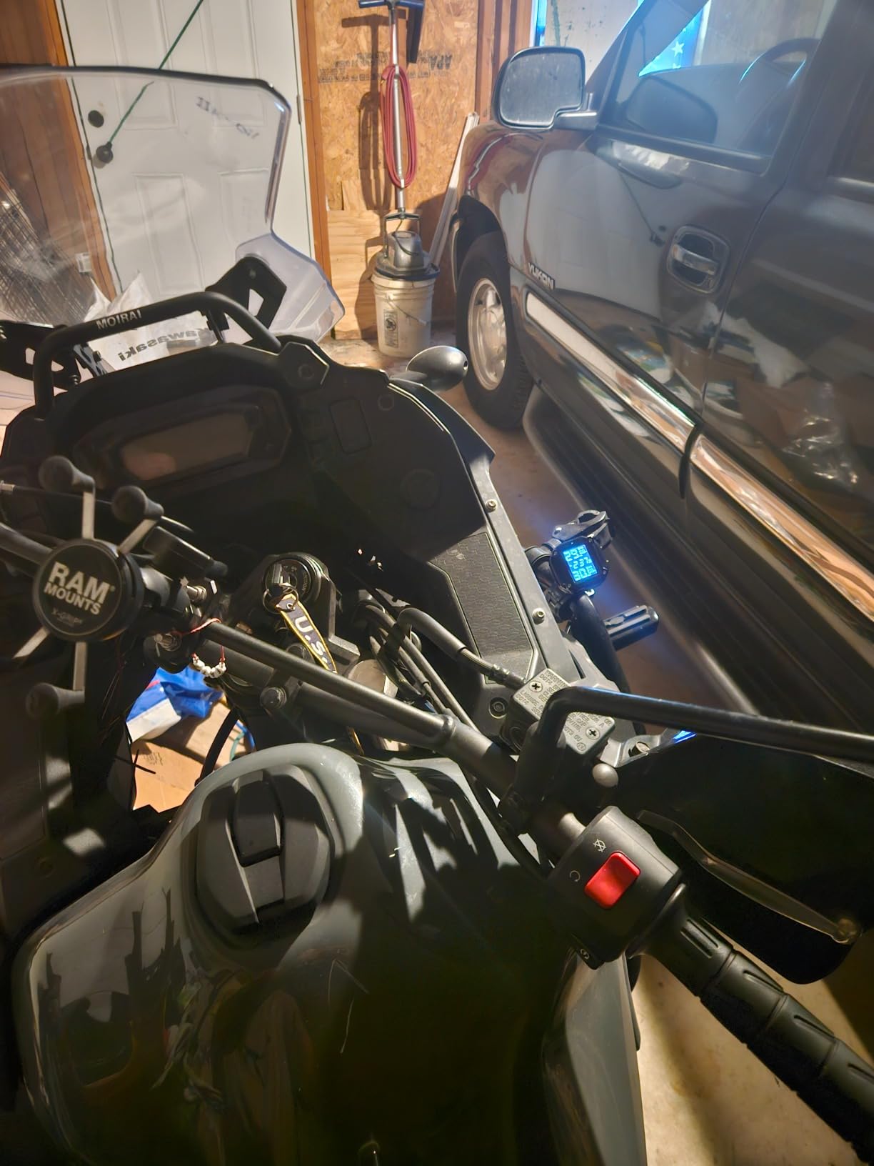 GoolRC Motorcycle Wireless Tire Pressure Monitoring System USB Charging TPMS for Motorcycle with 2 External Sensors Digital LCD Display Two Wheeled Motorcycle TPMS customer photo 1