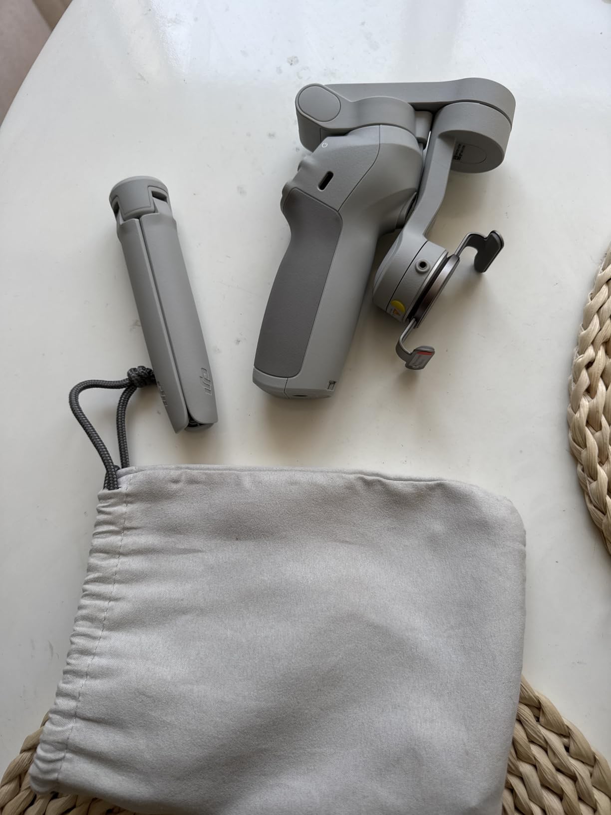 DJI Osmo Mobile SE, 3-Axis Phone Gimbal for iPhone, Android, Built-in Tripod, Selfie Stick, Gimbal Stabilizer for iphone, Andriod, ActiveTrack 6.0, Vlogging Stabilizer for Youtube, TikTok, Travel customer photo 2