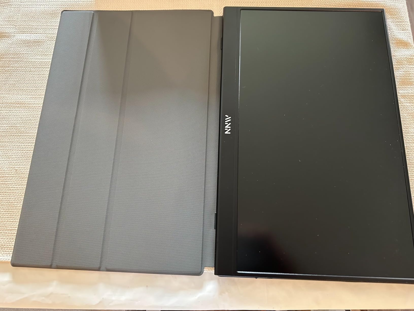 MNN Portable Monitor 15.6inch FHD 1080P USB C HDMI Gaming Ultra-Slim IPS Display w/Smart Cover & Speakers,HDR Plug&Play, External Monitor for Laptop PC Phone Mac customer photo 1