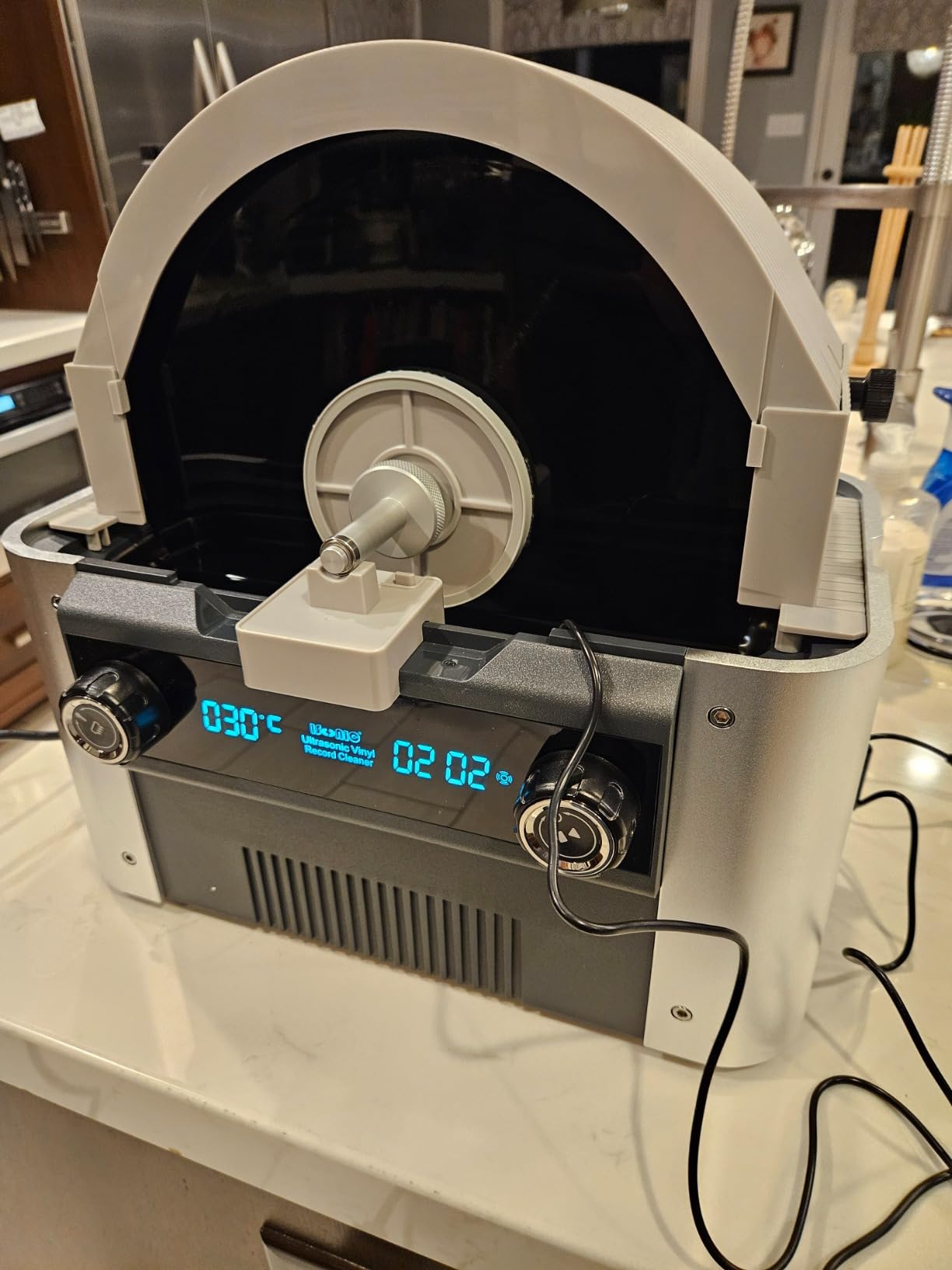 iSonic CS6.1-Pro Motorized Ultrasonic Vinyl Record Cleaner for 10 LPs, with Filter and Spin Drying, 1.6 Gal/6L, 110V customer photo 1