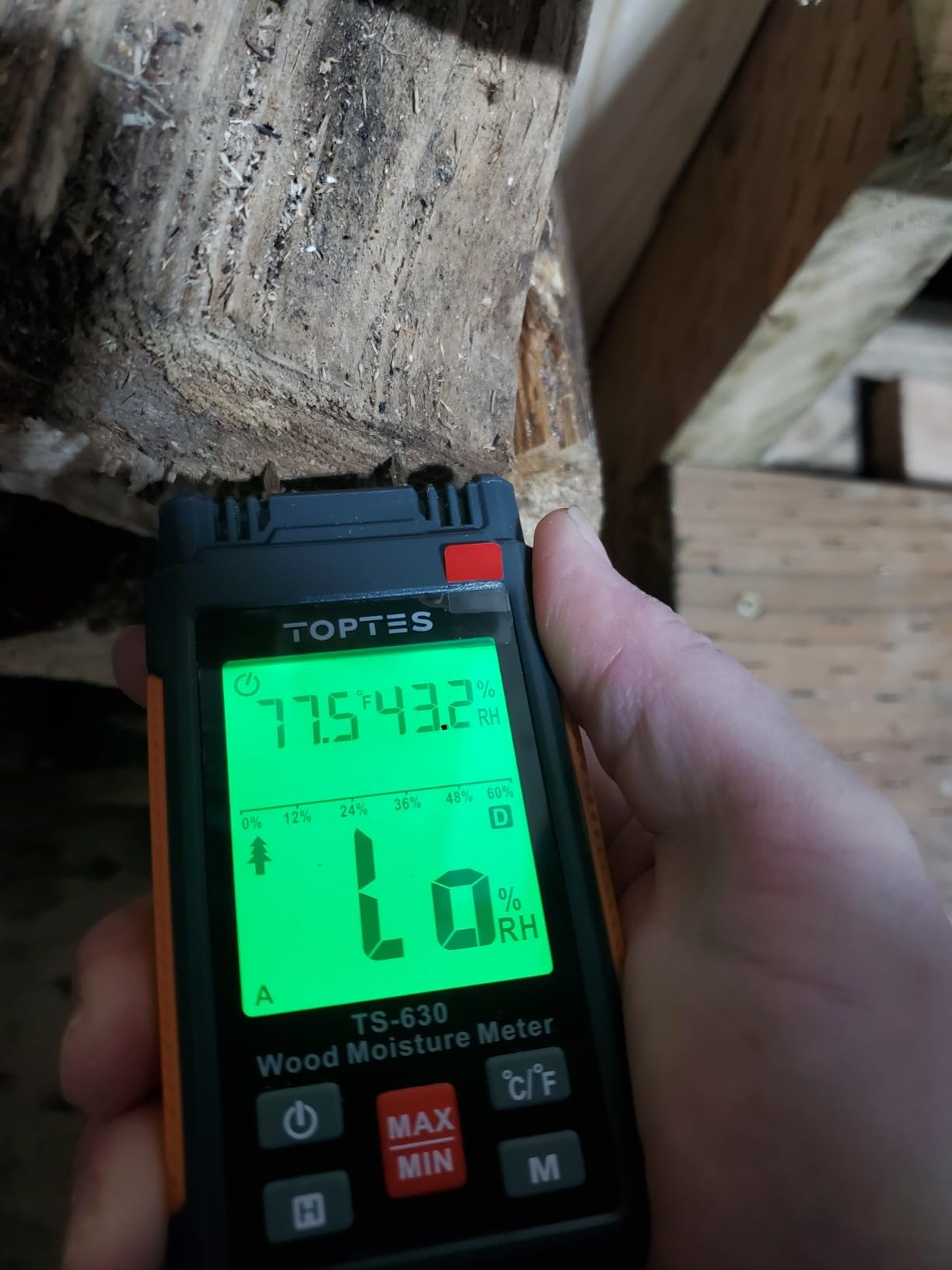 Wood Moisture Meter, TopTes Digital Moisture Meter TS-630, Handheld Humidity Tester with 2.25-inch LCD Display, Tricolor Backlight, Check The Dampness Level on Firewood/Drywall - Orange customer photo 1