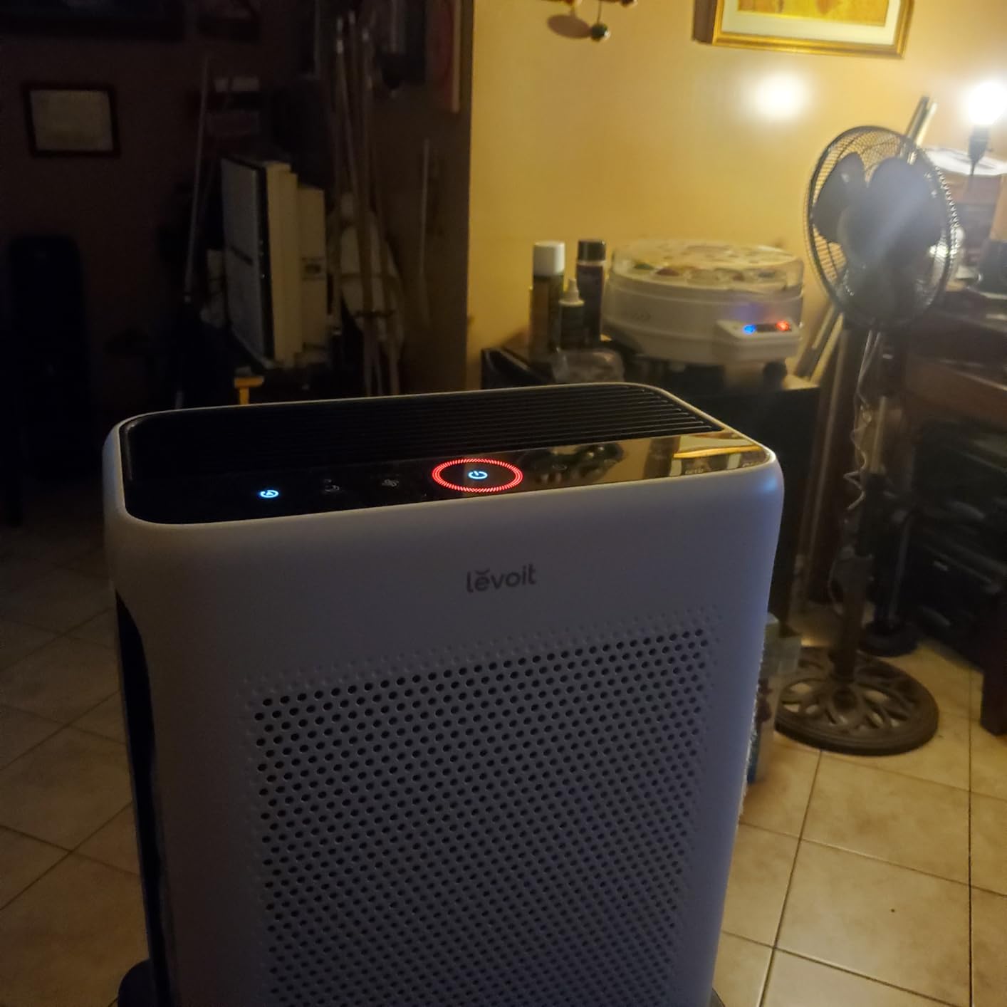 LEVOIT Air Purifiers for Home Large Room Up to 1875 Feet² with Washable Pre-Filter, AHAM VERIFIDE, Air Quality Monitor, HEPA Sleep Mode for Allergies, Pet Hair in Bedroom, Vital 200S-P, White customer photo 1