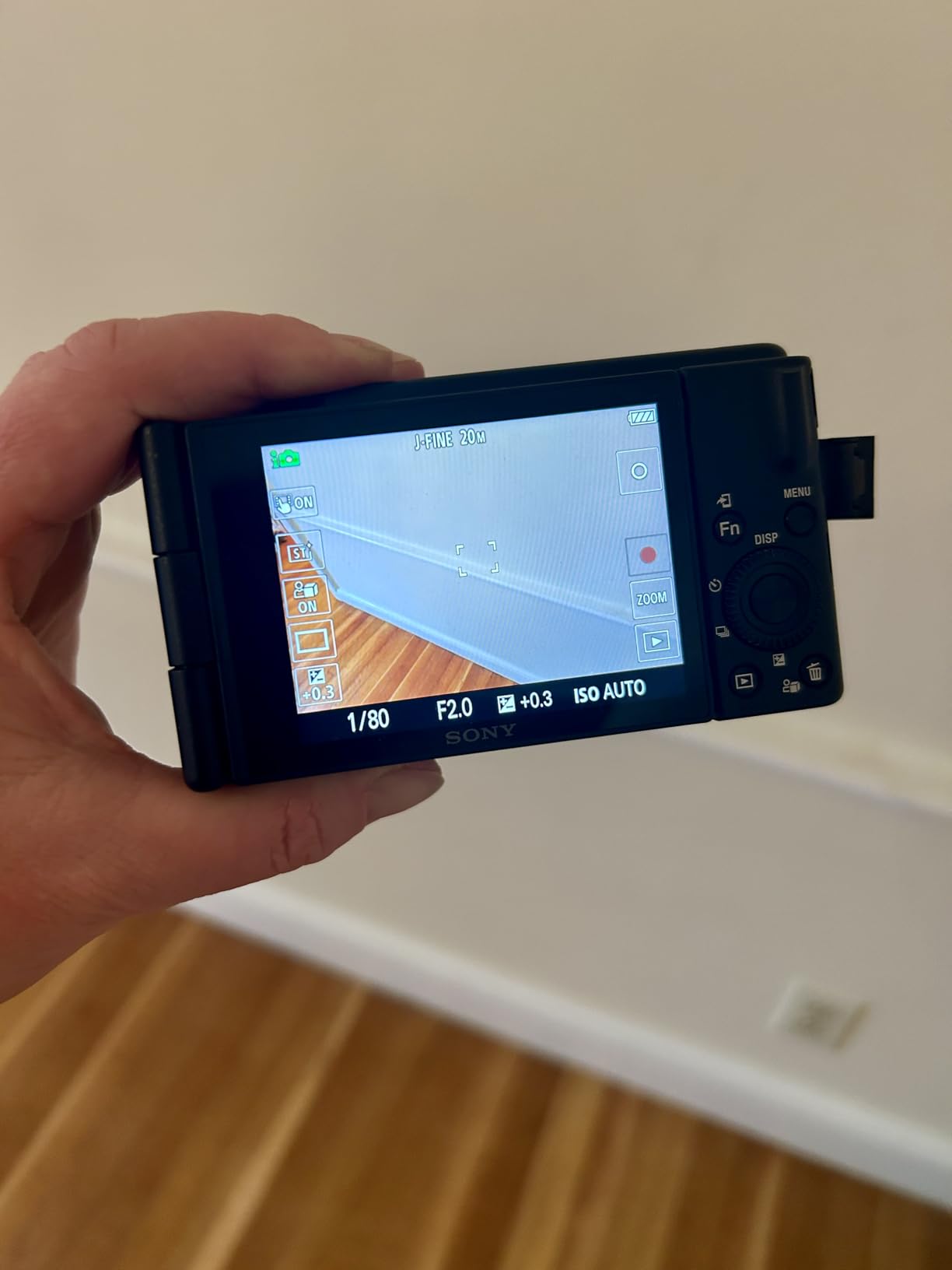 Sony ZV-1F Vlog Camera for Content Creators and Vloggers Black customer photo 2