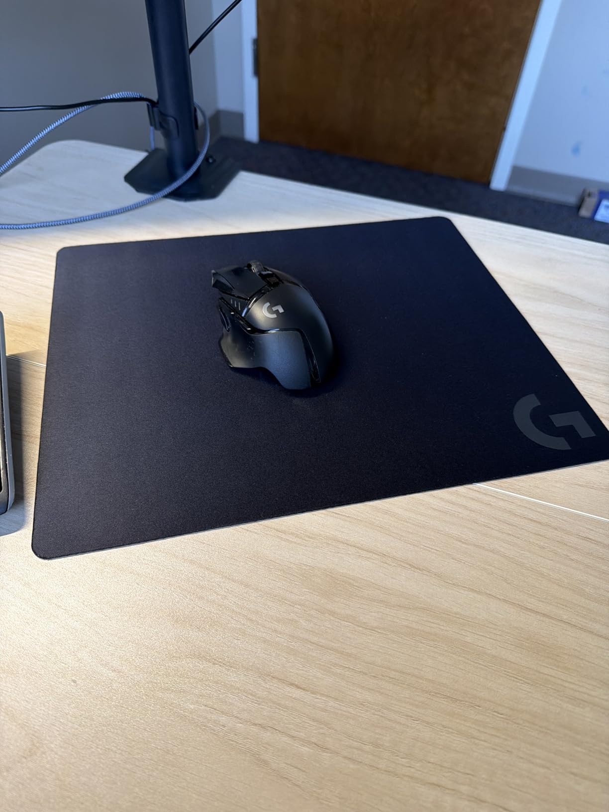 Logitech G240 Cloth Gaming Mouse Pad, Optimized for Gaming Sensors, Moderate Surface Friction, Non-Slip Mouse Mat, Mac and PC Gaming Accessories, 340 x 280 x 1 mm customer photo 2