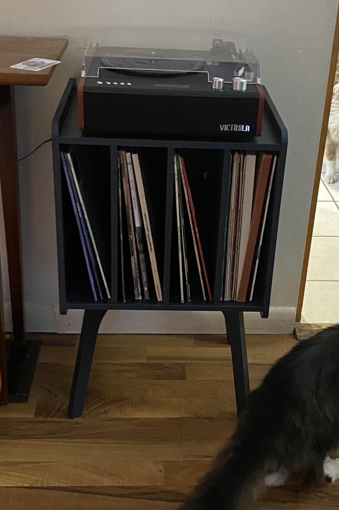 LELELINKY Record Player Stand,Vinyl Record Storage Table with 4 Cabinet Up to 100 Albums,Mid-Century Modern Turntable Stand with Wood Legs customer photo 1