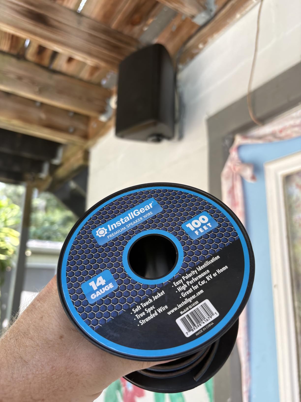 Herdio 6.5 Inches Outdoor Bluetooth Speakers Waterproof with Powerful Bass,Wall Mount Speakers Wired Weather Resistant for Patio Home Deck Porch Backyard 400 Watts(Black) customer photo 1