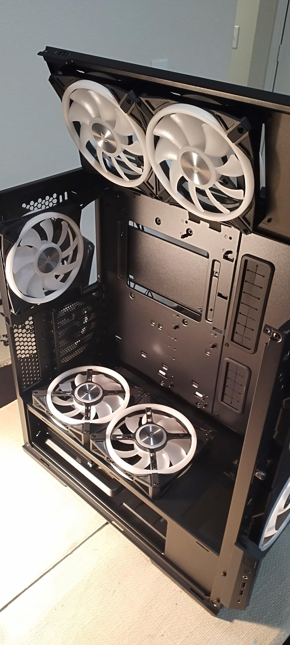 LIAN LI LANCOOL 216 E-ATX PC Case, Airflow Focus RGB Gaming Computer Case with All-Around Mesh Panels, 2x160mm & 1x140mm PWM Fans Pre-Installed and Innovative Rear PCIe Fan Bracket Chassis (Black) customer photo 1