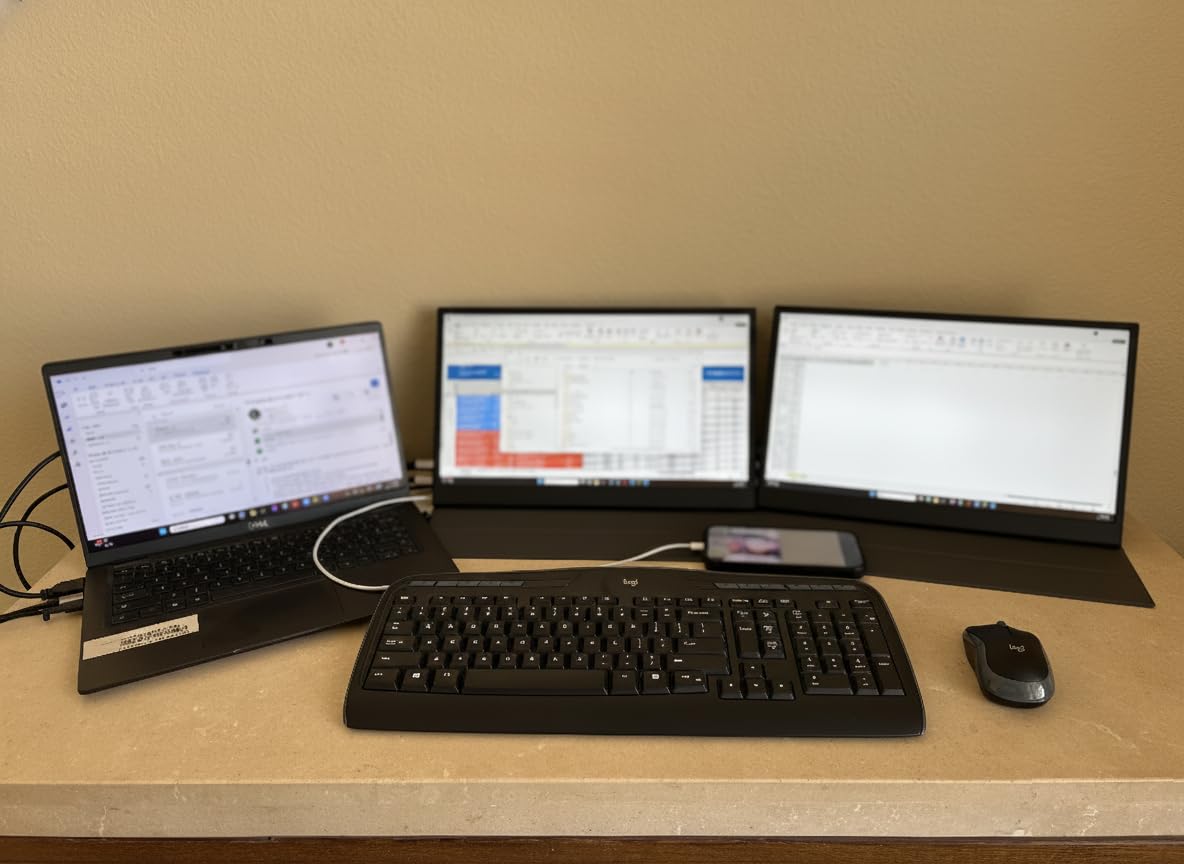 15.6inch Portable Monitor,1080P USB-C HDMI Second External Monitor for Laptop,PC,Mac Phone,PS,Xbox,Swich,IPS Ultra-Thin Zero Frame Gaming Display/Premium Smart Cover customer photo 1