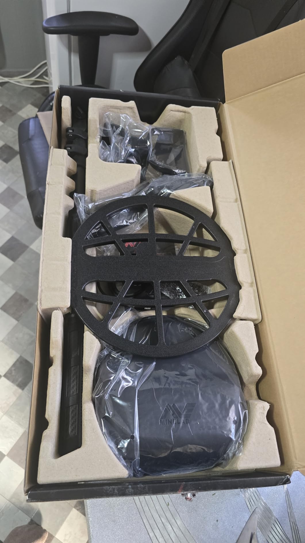 MANTICORE High-Power Multi-IQ+ Waterproof Metal Detector for Adults with Advanced Target ID (11