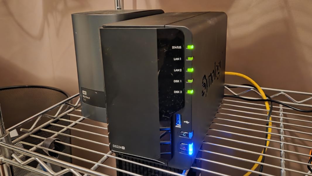 Synology 2-Bay NAS DS223 (Diskless) customer photo 1
