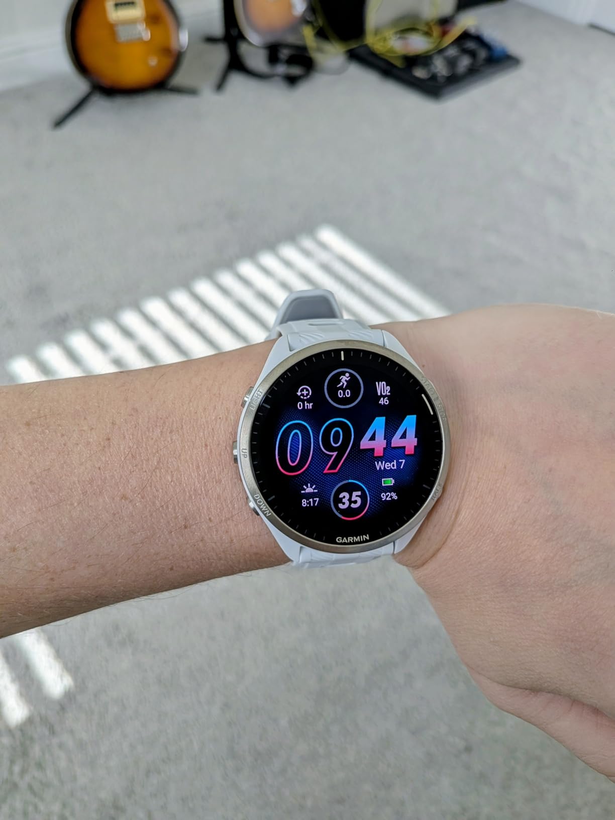 Garmin Forerunner 965 Running Smartwatch, Colorful AMOLED Display, Training Metrics and Recovery Insights, Black and Powder Gray customer photo 2