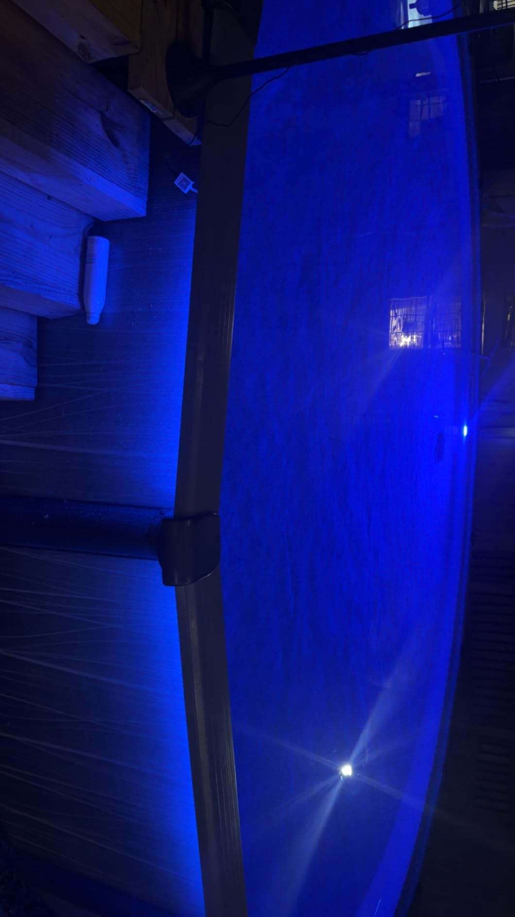 Betta SE Solar Powered Automatic Robotic Pool Surface Skimmer Cleaner with 24/7 Continuous Cleaning Battery Power and Re-Engineered Twin Salt Chlorine Tolerant Motors (Blue) customer photo 2