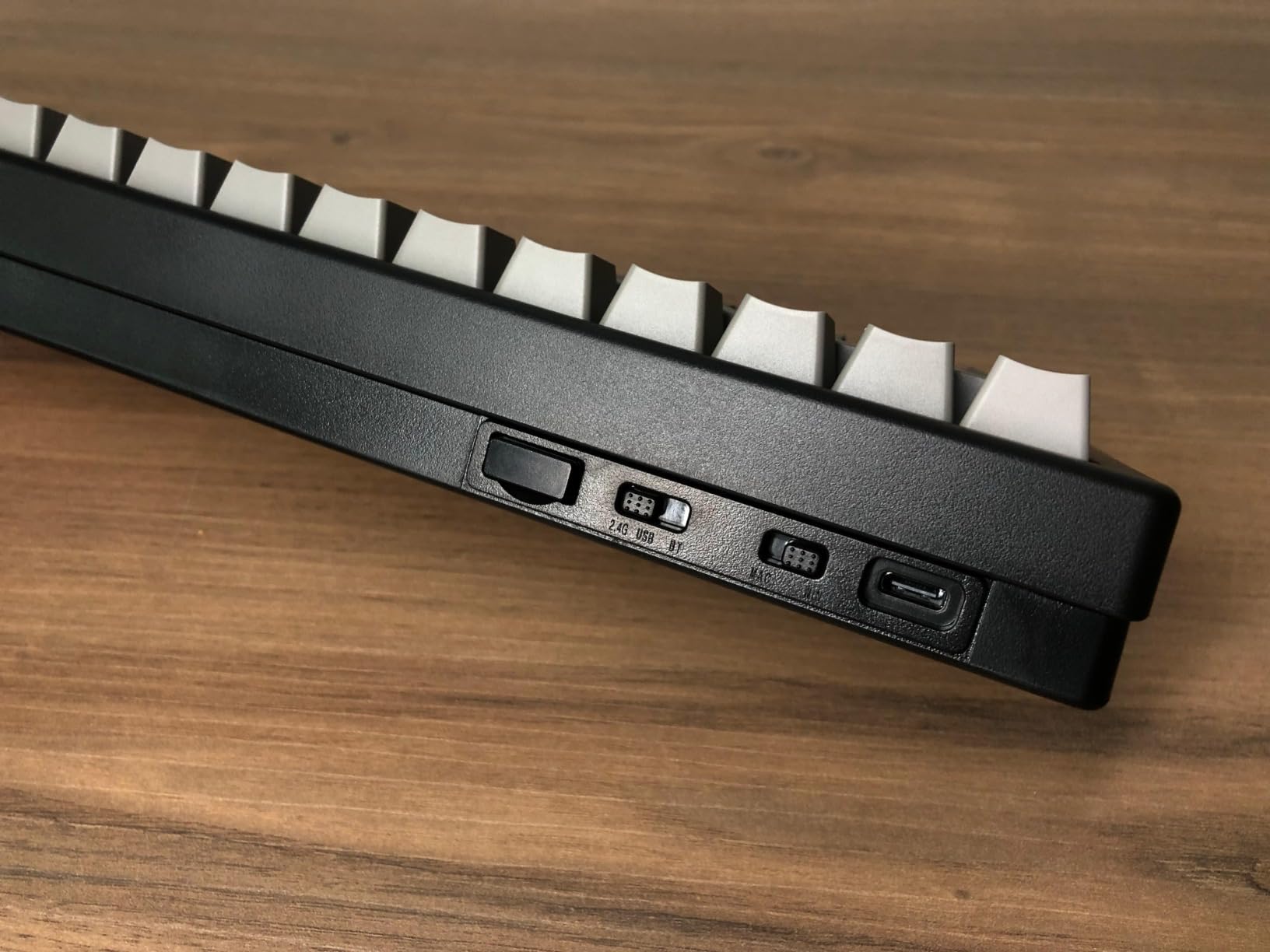 BOYI GMK67 65% Hot-Swappable Mechanical Keyboard Kit, Bluetooth 5.0/2.4G/Type-C Tri-Mode, RGB Backlit, Gasket Mount, DIY Custom Kit with Knob&EVA Mat(Purple) customer photo 2