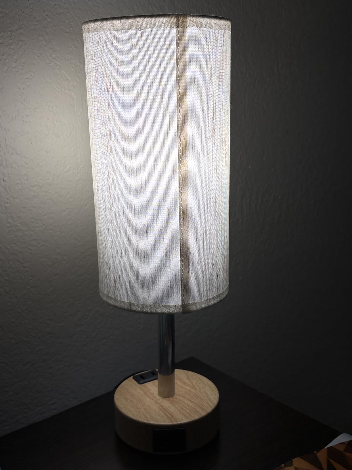 Fenmzee Bedside Table Lamp for Bedroom - 3 Way Dimmable Touch Lamp USB C Charging Ports and AC Outlet, Small Lamp Wood Base Round Flaxen Fabric Shade for Living Room, Desk, LED Bulb Included customer photo 1