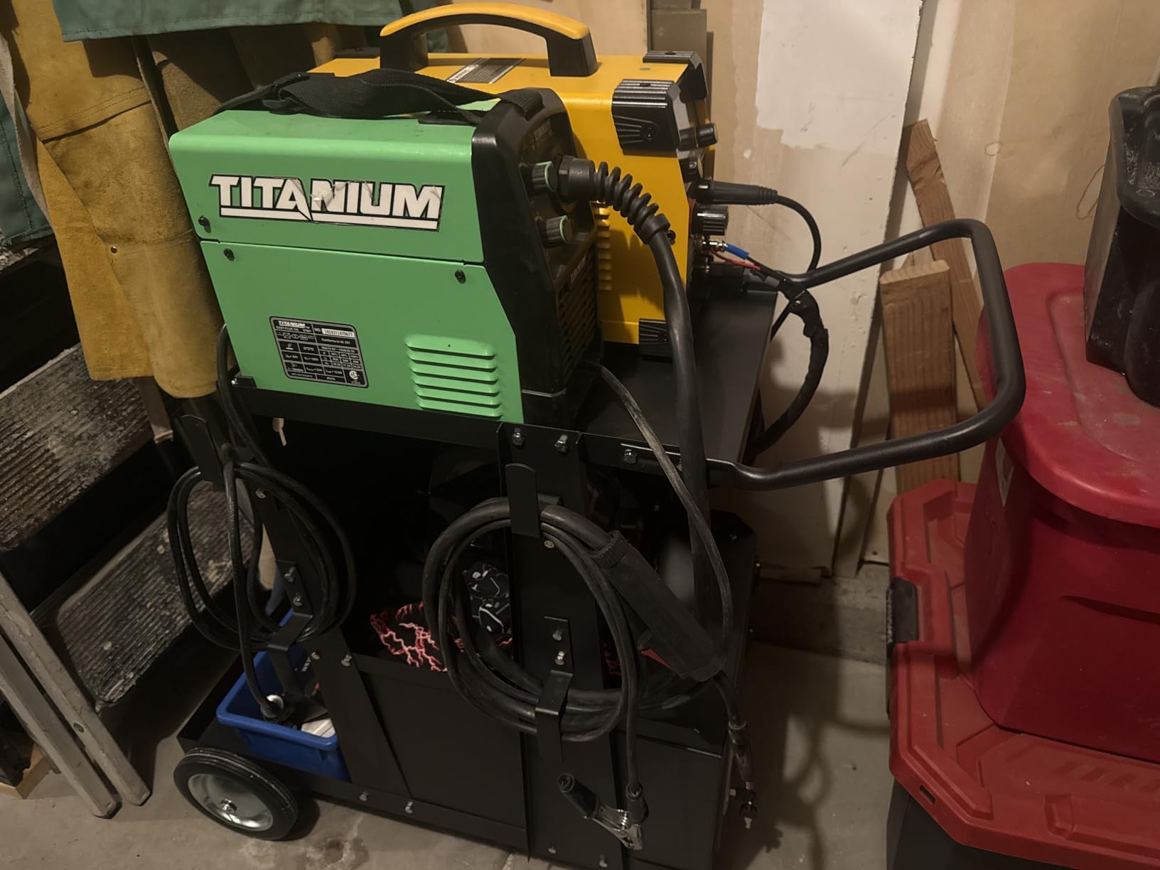 RCARTICH Welding Cart,Heavy Duty Rolling Welder Carts with 360 Swivel Wheels,Large Size Welder Cart for MIG MMA TIG Welding Machine and Plasma Cutter Tank customer photo 1