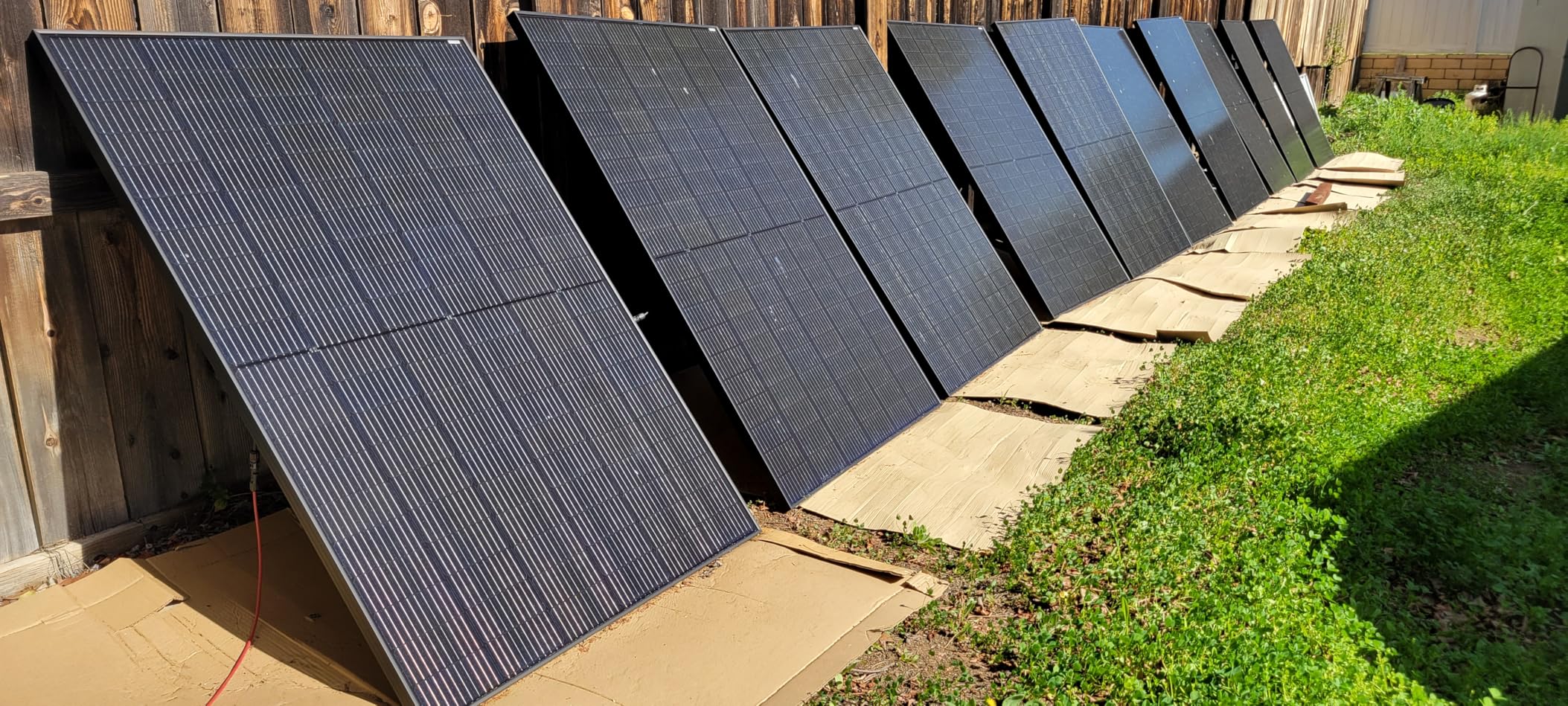 SUNGOLDPOWER 2pcs 370W Solar Panels Monocrystalline, Grade A Solar Cell, Waterproof IP68, High Efficiency Solar Panel On/Off Grid Supplies for Charging Station, Household, Marine, RV, Tiny House,Black customer photo 2