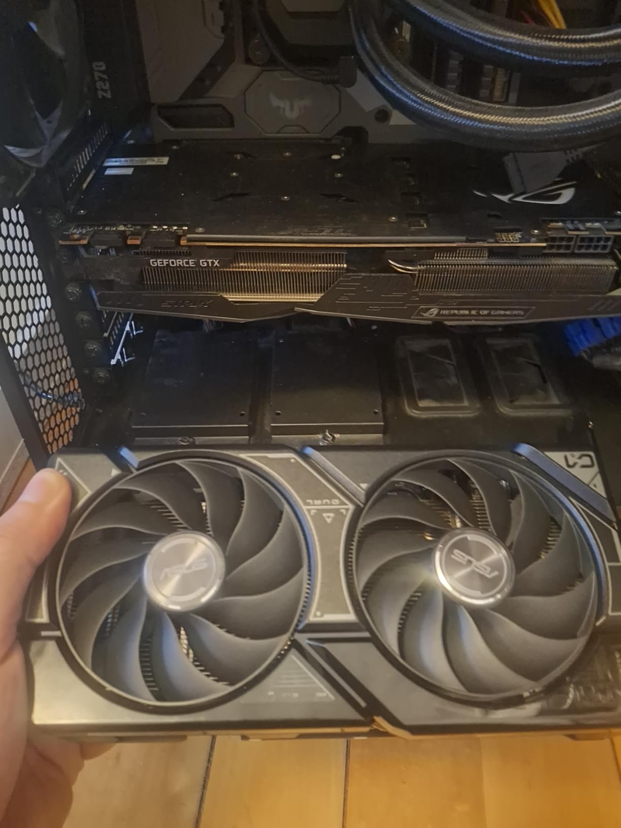 ASUS Dual GeForce RTX 4060 Ti OC Edition 8GB GDDR6 (PCIe 4.0, 8GB GDDR6, DLSS 3, HDMI 2.1, DisplayPort 1.4a, Axial-tech Fan Design, 0dB Technology, and More) customer photo 1