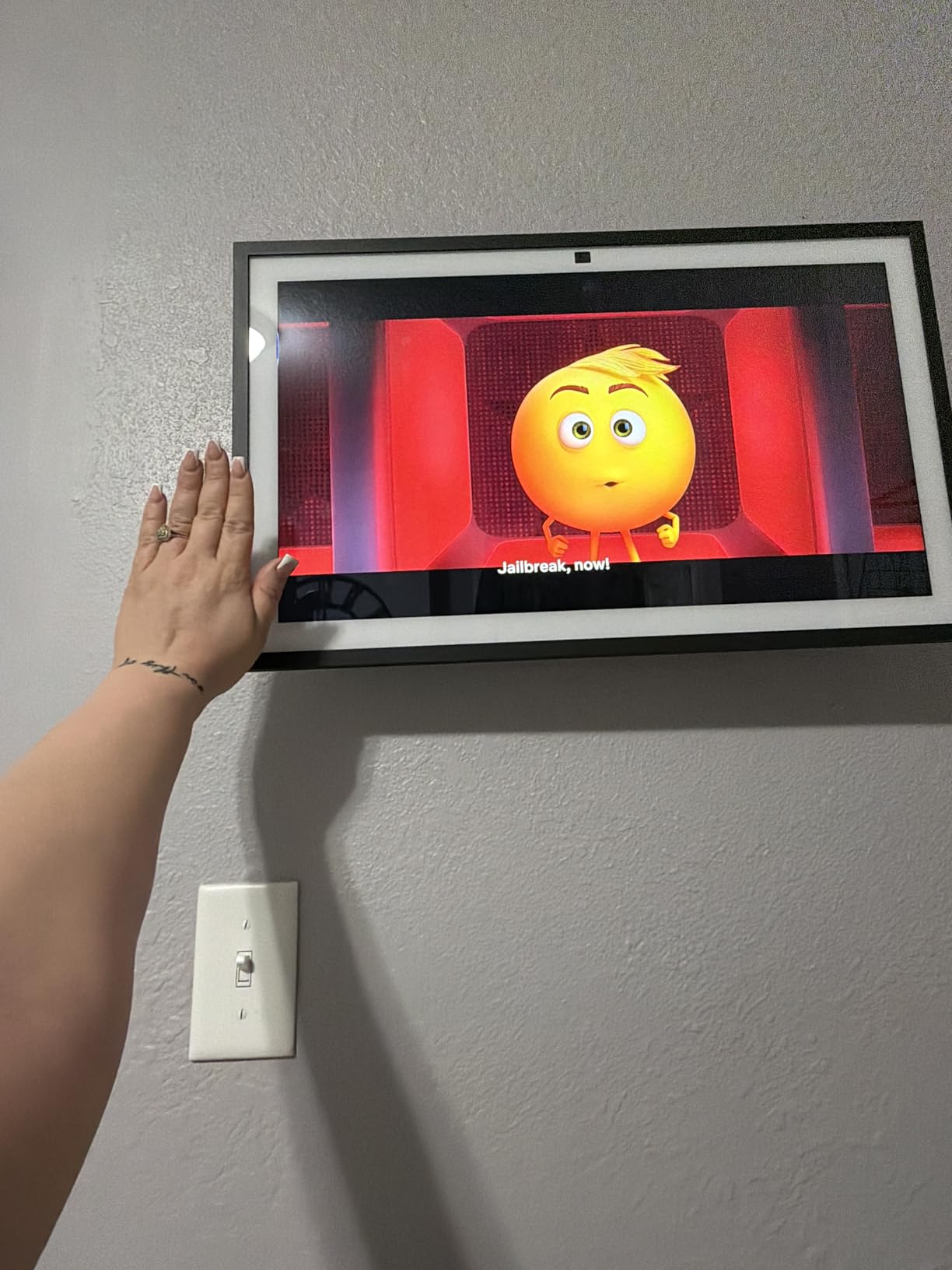 Amazon Echo Show 15 (newest model), Full HD 15.6 inch kitchen hub for home organization with built-in Fire TV, Designed for Alexa+ customer photo 2