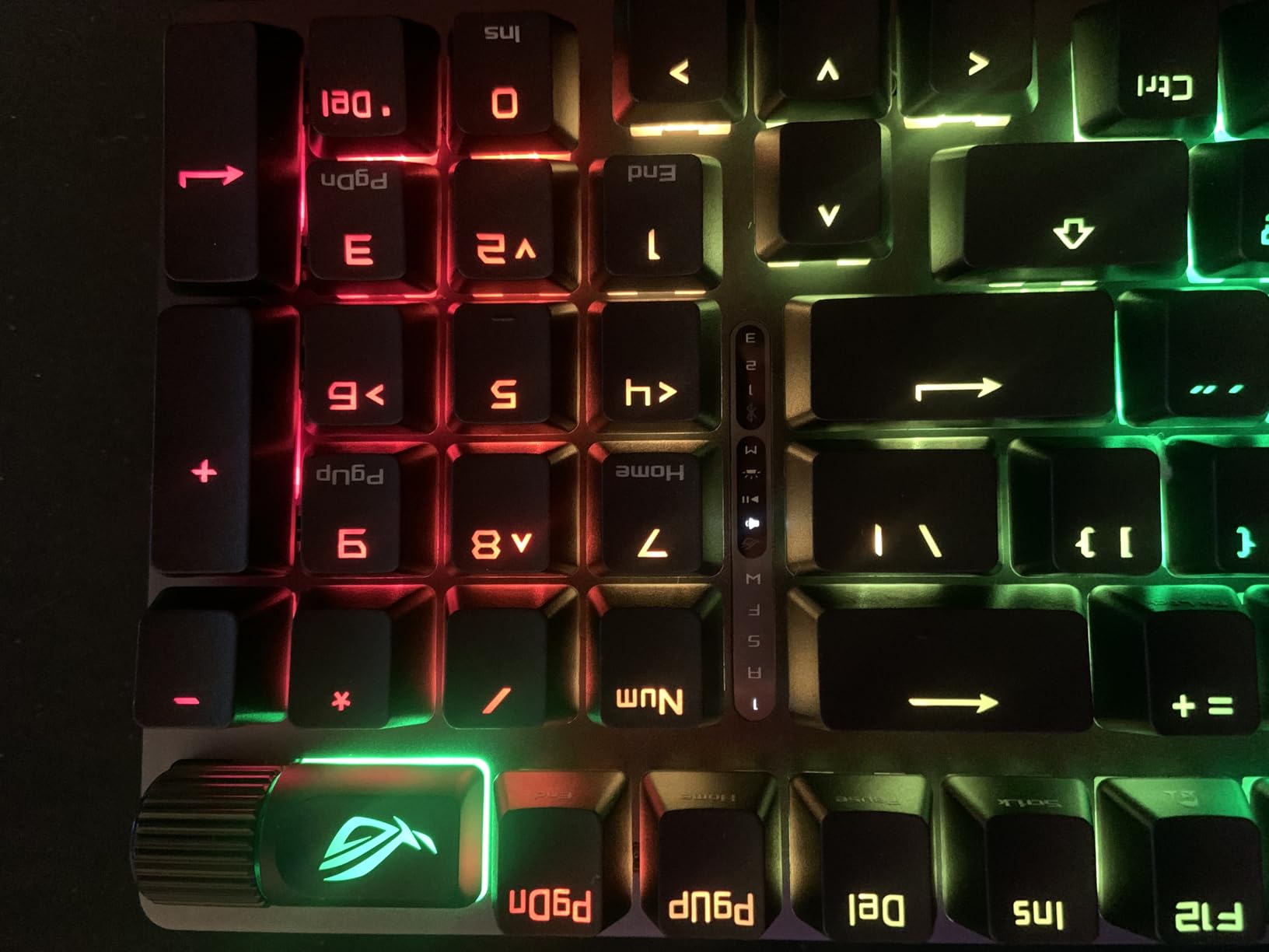 ASUS ROG Strix Scope II 96 Wireless Mechanical Gaming Keyboard - 96% Full-Size, Tri-Mode Connectivity, Hot Swappable Pre-lubed ROG NX Snow Linear Switches, PBT Keycaps, RGB, PC/Mac Support customer photo 2