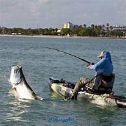 Lowrance HDS PRO Fishfinder/Chartplotter with Smartphone Integration and Preloaded C-MAP U.S. & Canada Charts customer photo 1