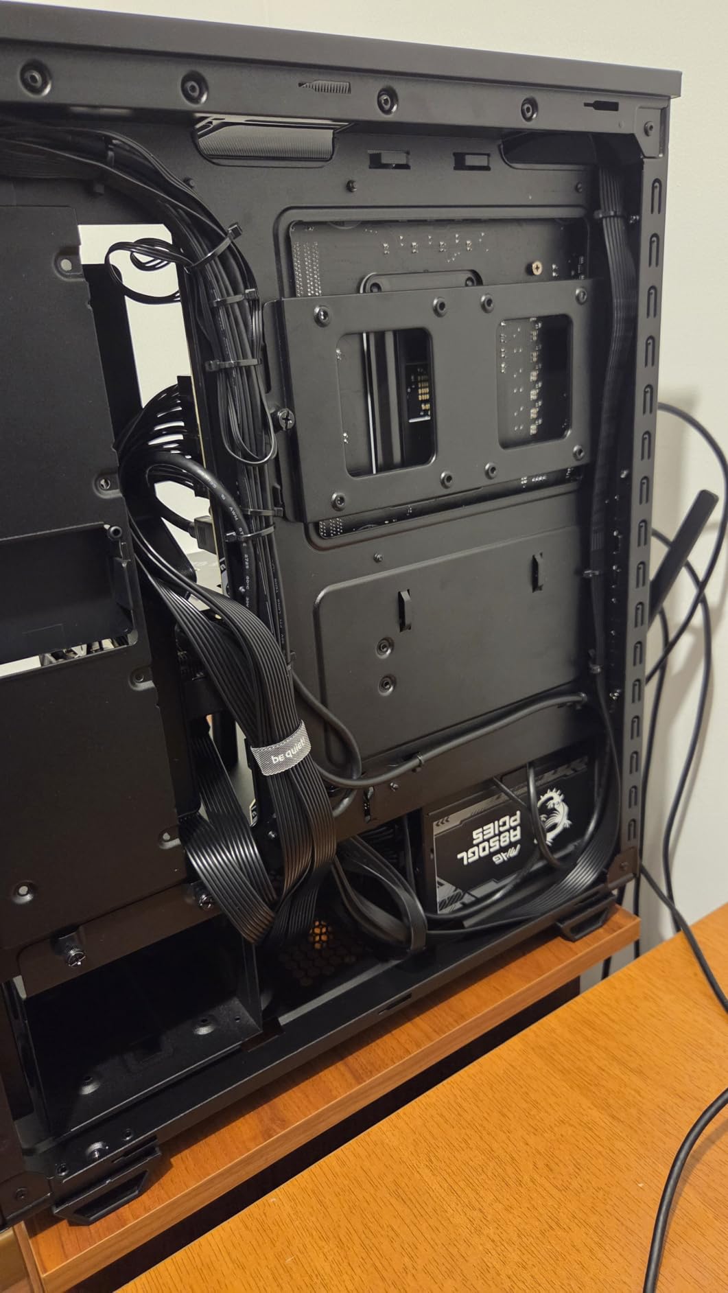 MSI MAG A750GL PCIE5, Fully Modular Compact Gaming 750W Power Supply, 80+ Gold, ATX 3.1 & PCIe 5.1 Ready, Native Dual-Color 12V-2x6 Cable, 10 Year Warranty customer photo 2