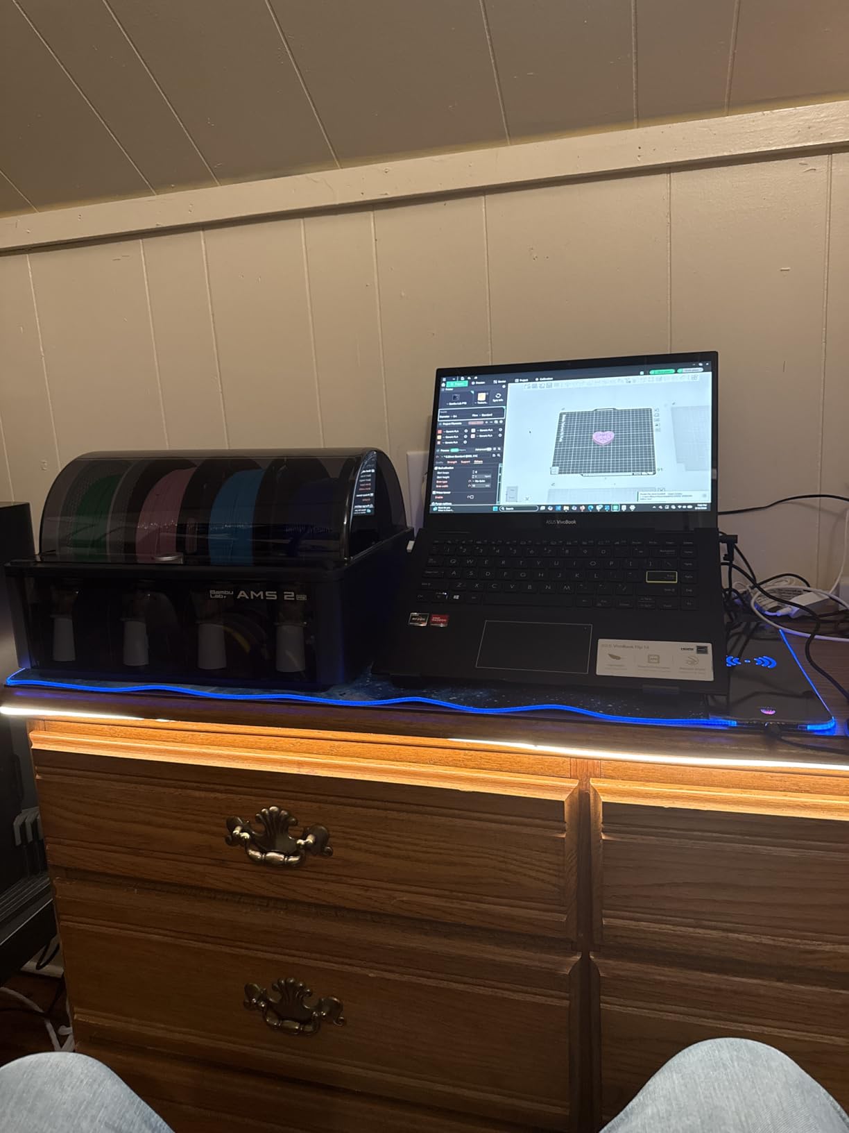 ToLuLu Wireless Charging RGB Gaming Mouse Pad, 15W LED Mouse Mat with 30W Charger, 14 Light Modes Large Mousepad with Wrist Support, Non-Slip Rubber Base Desk Mat Computer Keyboard Pad, Galaxy Nebula customer photo 1