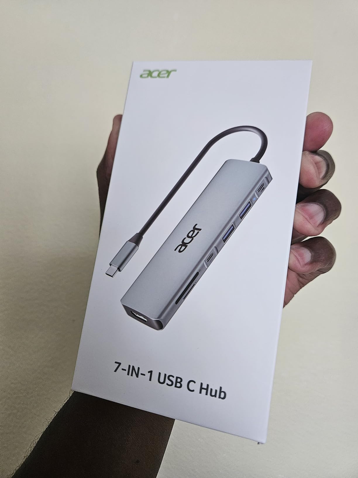 Acer USB C Hub, 7 in 1 Multi-Port Adapter for Laptop, 4K, HDMI Splitter with 2 USB A 3.1 & Type-C to HDMI Data Port, PD 100W Charging, SD Card Reader for Computer, Desktop, Space Grey customer photo 1