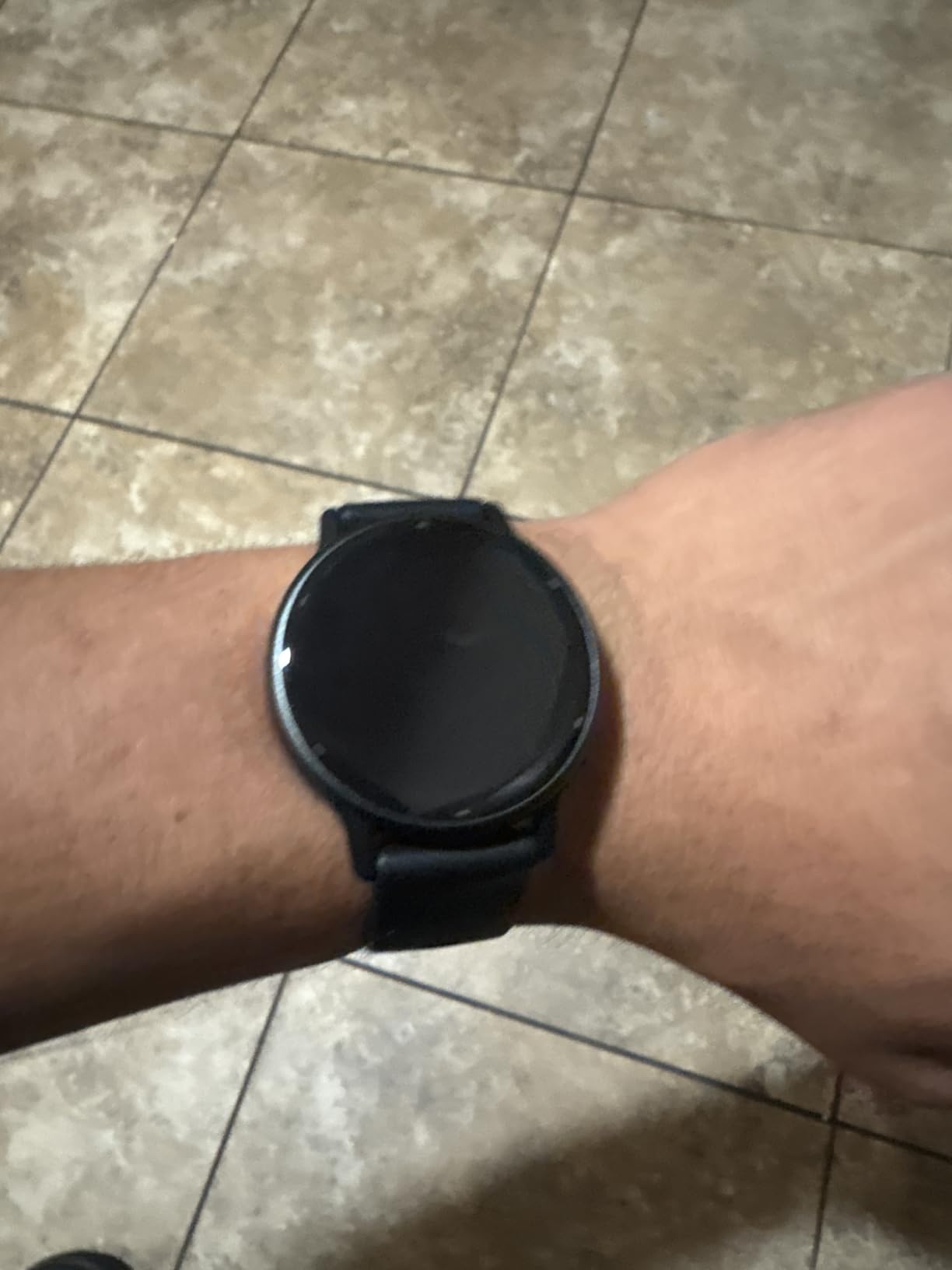 Garmin vívoactive 5, Health and Fitness GPS Smartwatch, AMOLED Display, Up to 11 Days of Battery, Slate Aluminum Bezel with Black Case and Silicone Band customer photo 1