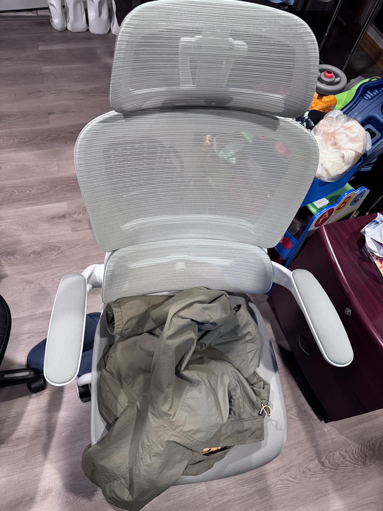 Office Chair Ergonomic Desk Chair, 330 LBS Home Mesh Office Desk Chairs with Wheels, Comfortable Gaming Chair, High Back Office Chair for Long Hours (White) customer photo 2