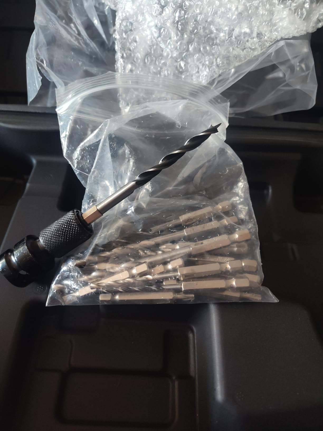 Cordless Impact Wrench, 590Ft-lbs (800N.m) Brushless 1/2 inch, 2800RPM High Torque Impact Gun, 2x 4.0Ah Battery, Charger, 4 Sockets, Electric Impact Wrench for Car Home customer photo 1