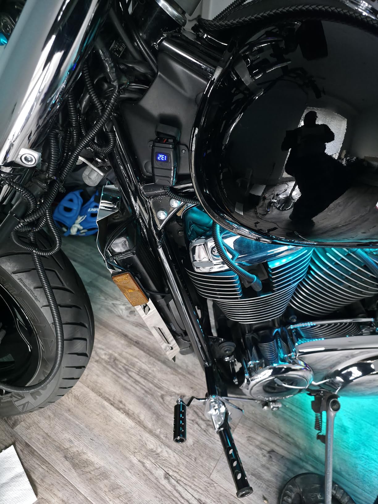 Nilight Motorcycle USB Type C Port 12V Voltmeter Independent On Off Switch SAE Inline 10A Fuse Waterproof 6.8A QC3.0 Fast Phone Tablet for 7/8inch Handlebar customer photo 2