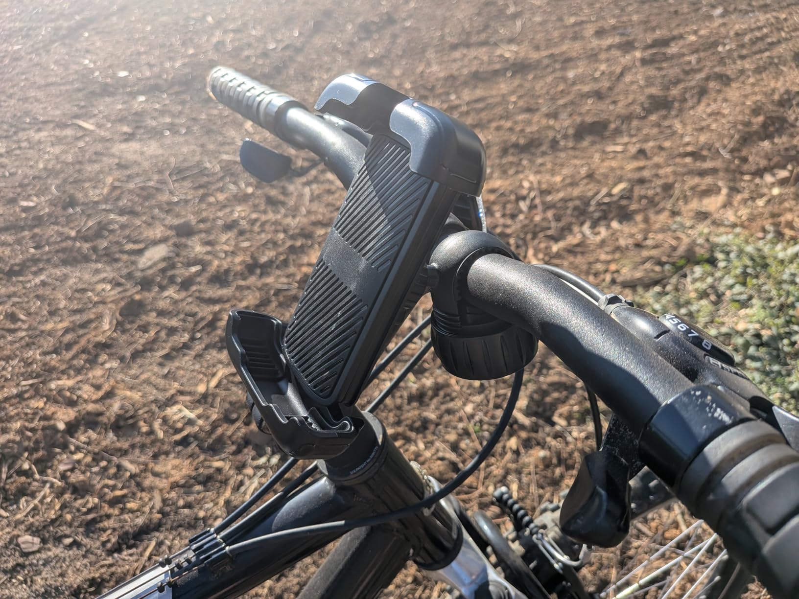 LISEN Bike Phone Holder, [Super Easy Install] Motorcycle Phone Mount Ebike Accessories Bicycle Handlebar Holder Mount Gift for Adults Kids Mountain Mini Bike Gear Accessories for iPhone Samsung Pixel customer photo 2